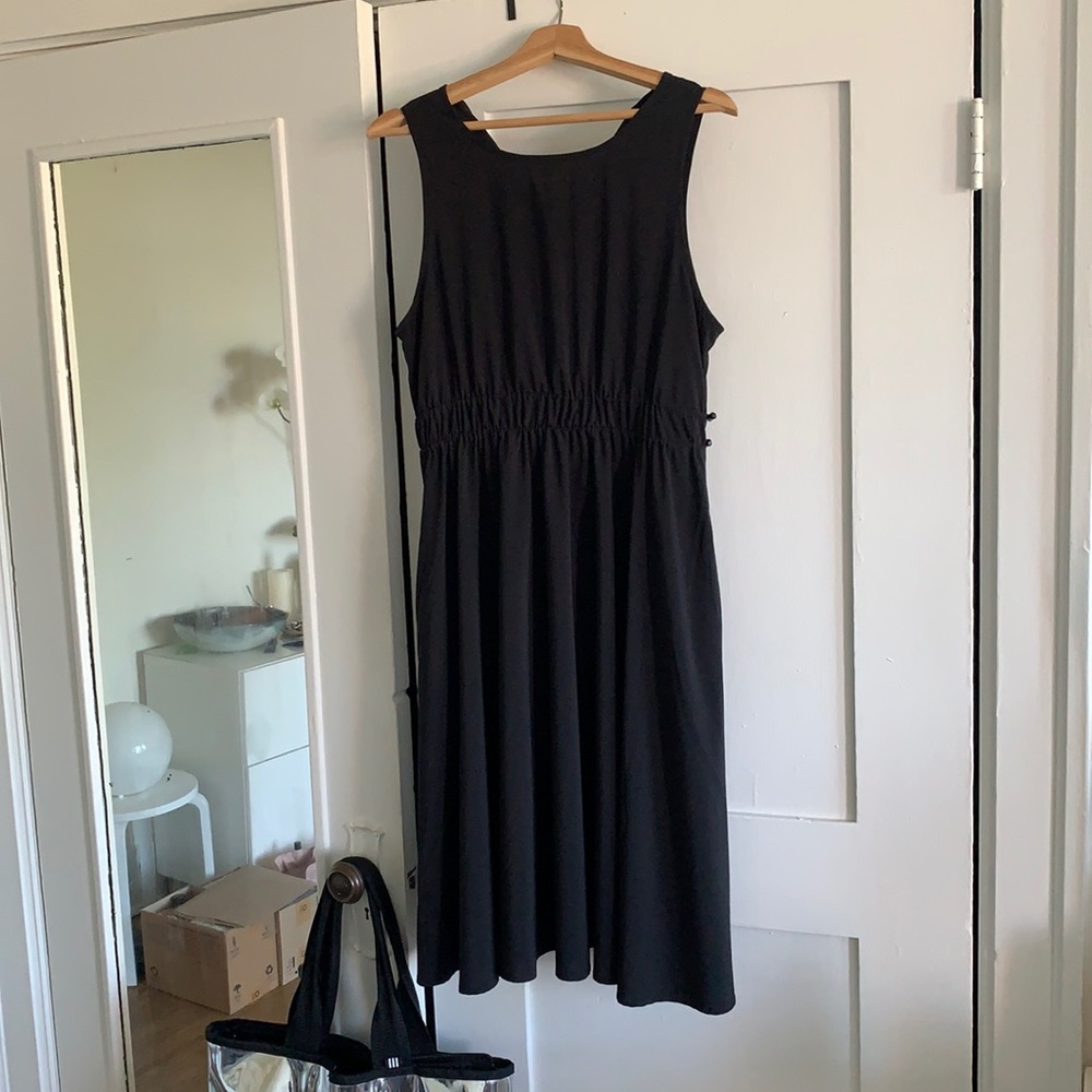 ZELLA DRESS